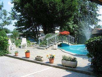 Hotel Quo Vadis Ноне Экстерьер фото