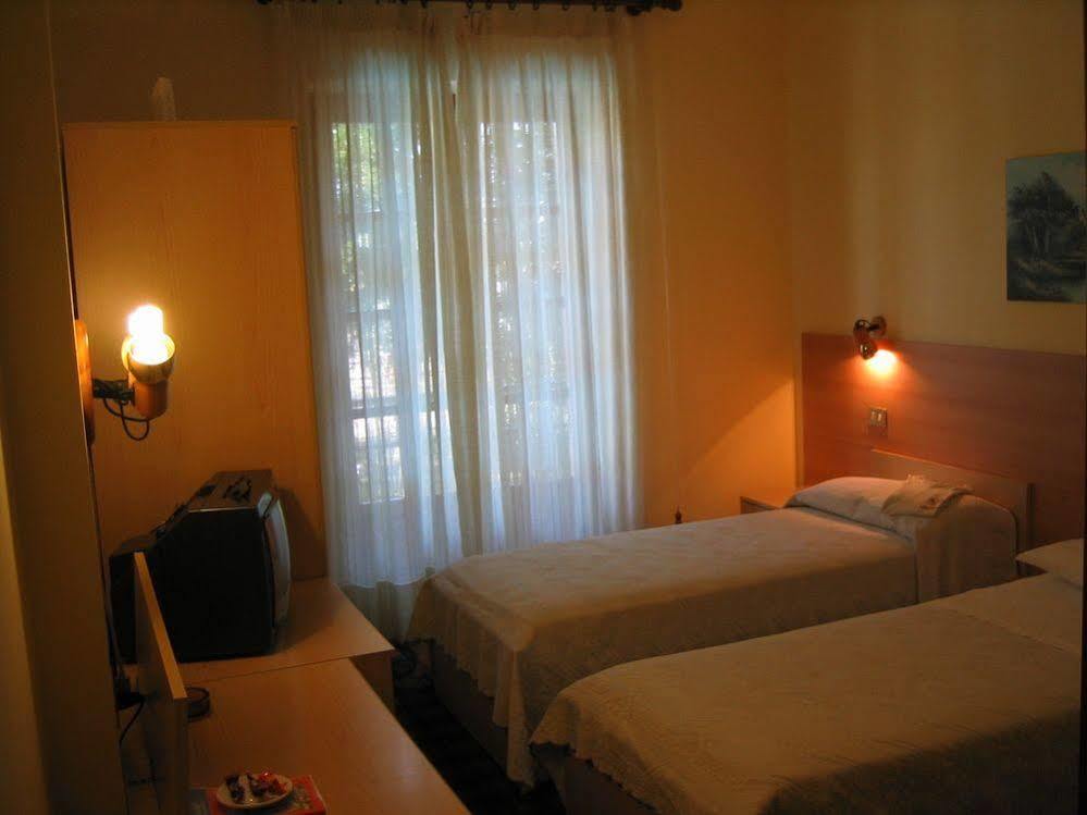 Hotel Quo Vadis Ноне Экстерьер фото